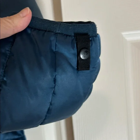 The North Face 550 Women's Navy Goose Down Puffer Jacket Size Medium - Picture 5 of 11